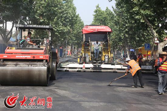 紅旗路雨水管道工程今日完工通行